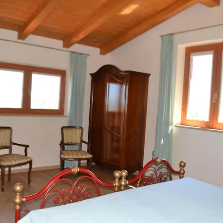 Bed & Breakfast Spring 4*