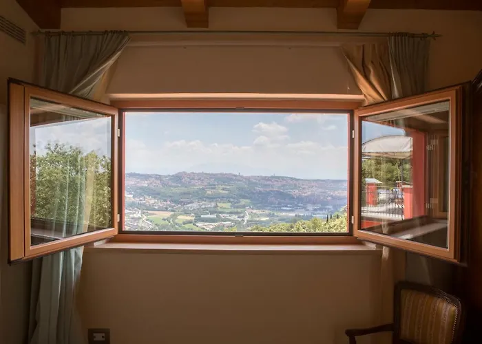 Spring Bed and breakfast 4*